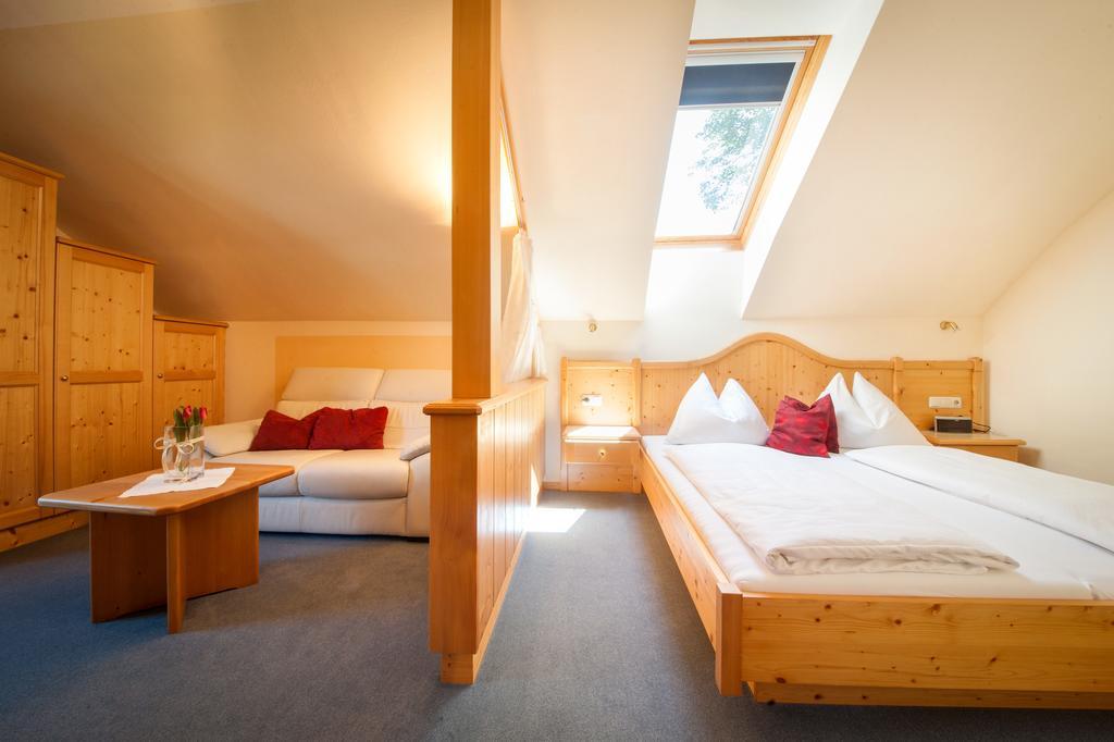 Haus Wolfgangsee Sankt Gilgen Szoba fotó